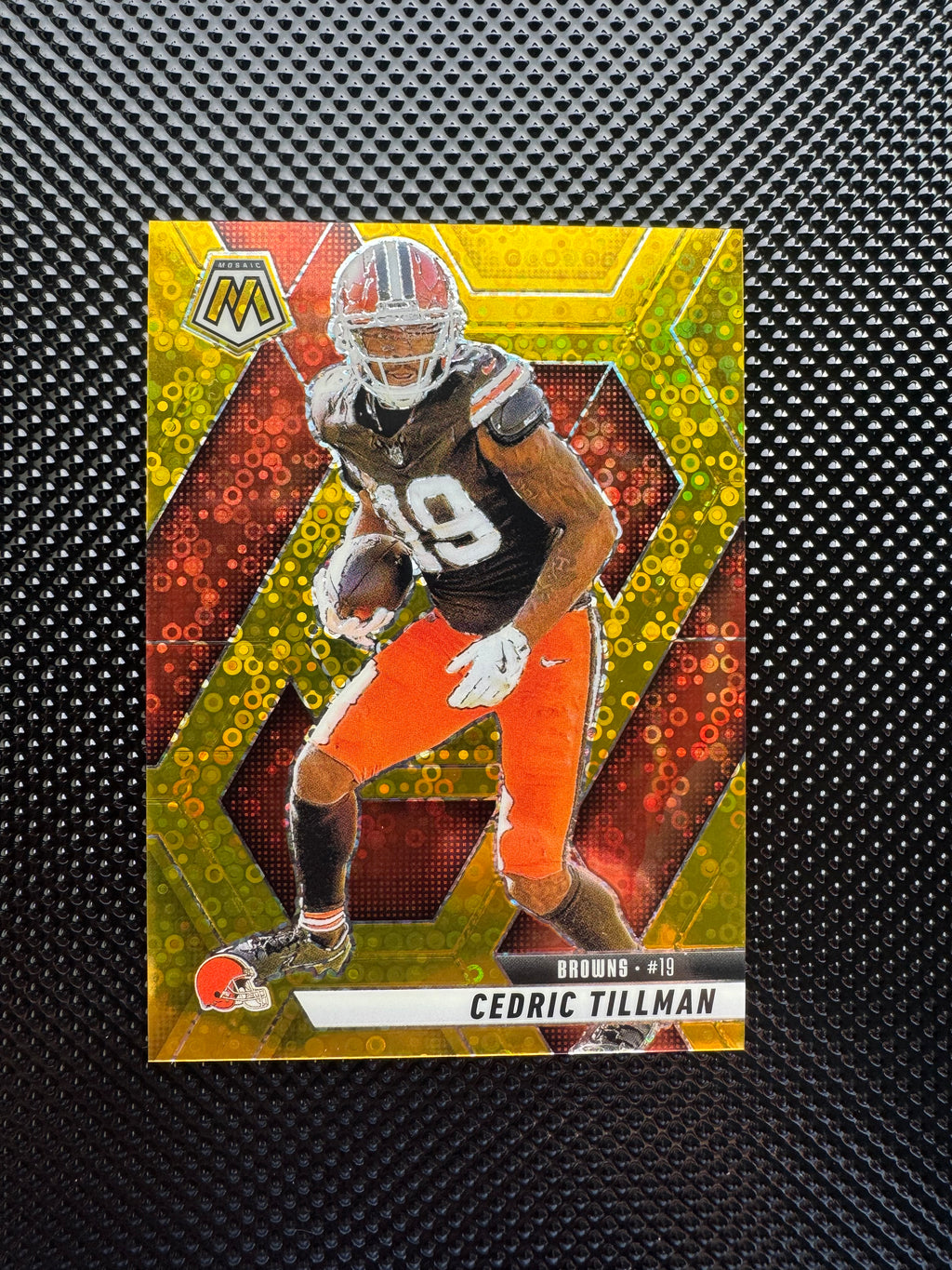 2025 Panini Mosaic Cedric Tillman Cleveland Browns #197 Gold Mosaic Prizm #d 4/10 $35.00